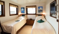 Hanse Explorer -  Twin Cabin
